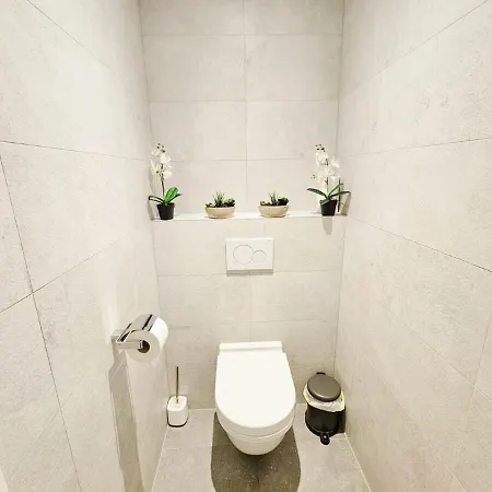 Apartman Spacious Urban Retreat With Terrace&parking Included Luxemburg